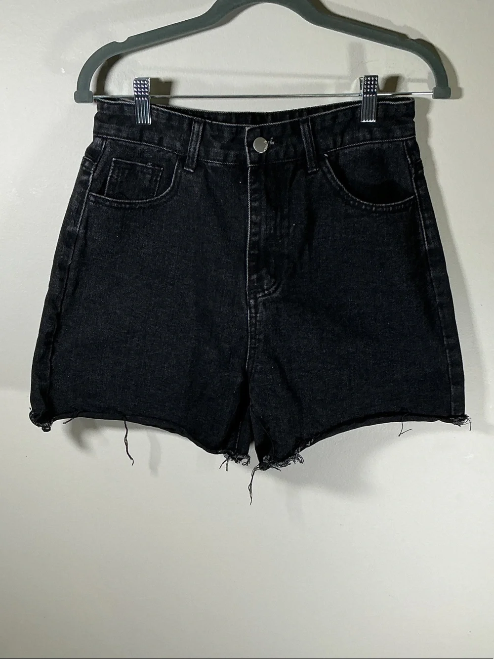 Shein Black High Rise Raw Hem Denim Shorts Size 6